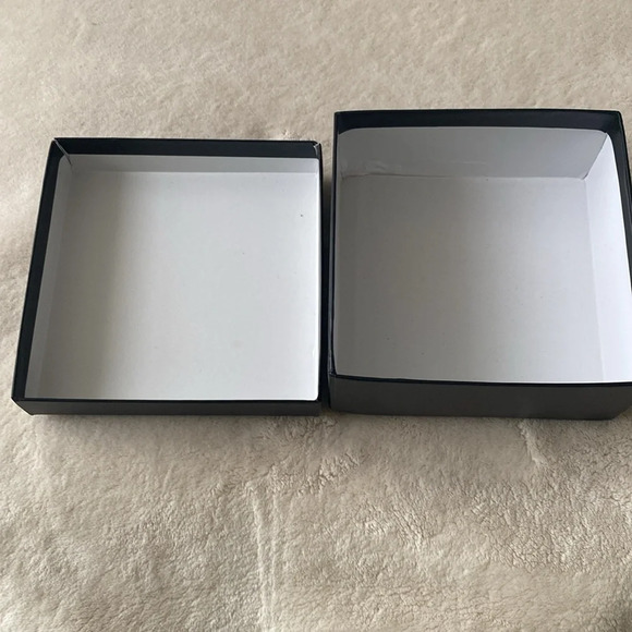 Gucci small box 5*5.2” - Picture 4 of 4